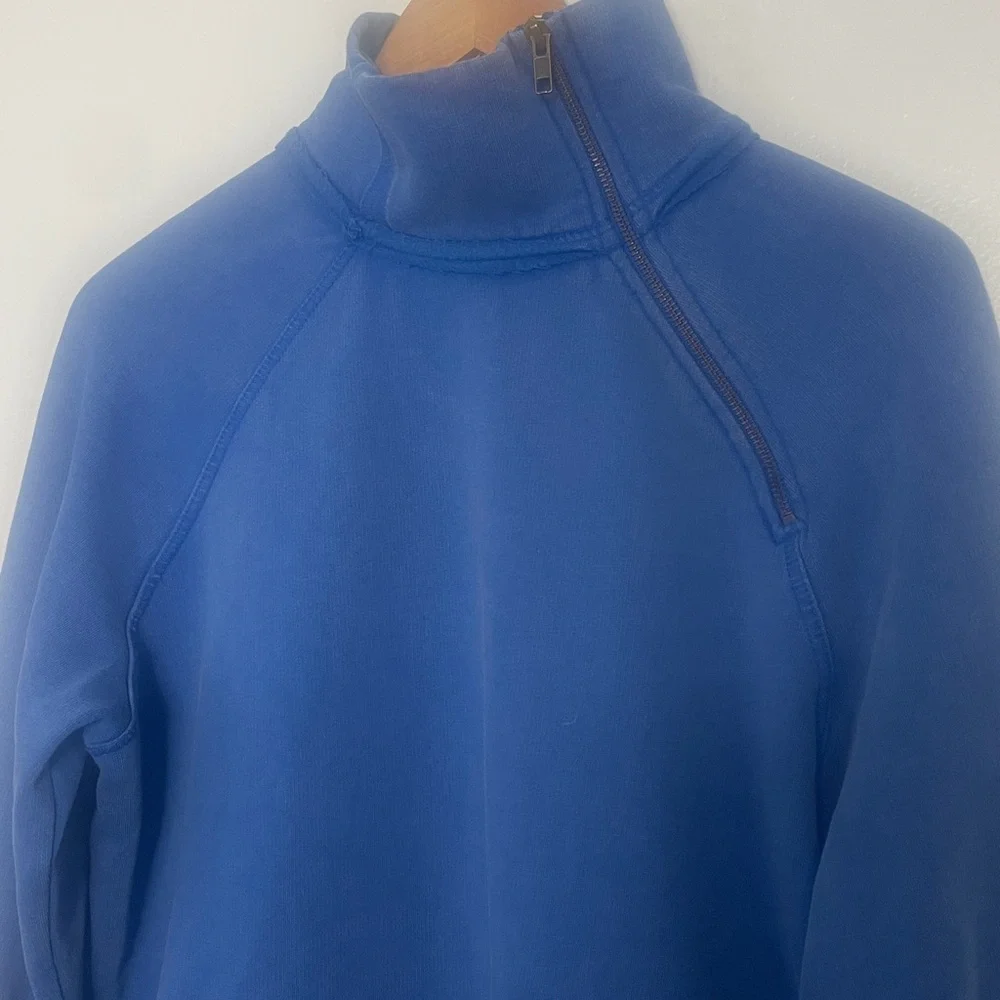 We the Free Sweatshirt Size M